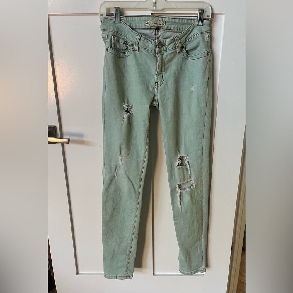 Free People Vintage M2F for Free People Distressed Jeans. Size 29”